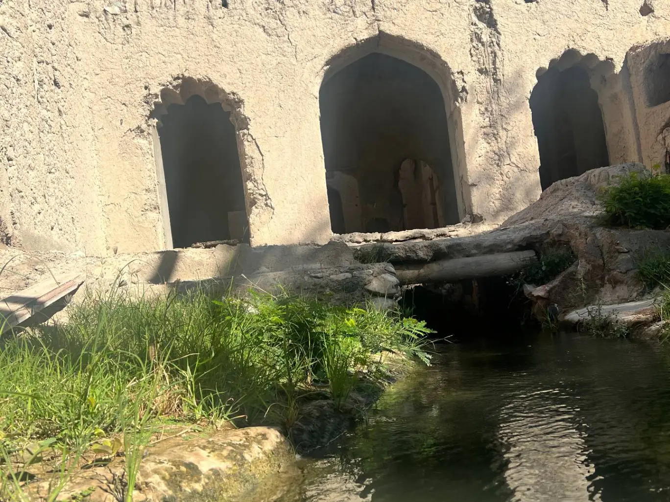 السياحة بالمنطقة الداخلية 