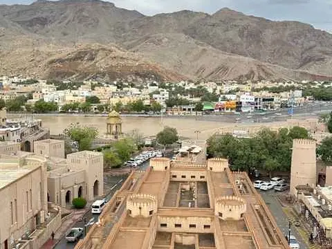 الصورة الرئيسية للجولة نزوى التاريخ