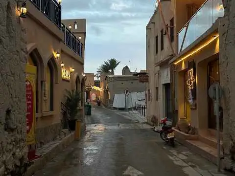 الصورة الرئيسية للجولة نزوى التاريخ