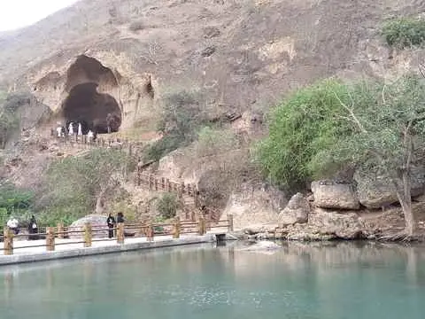 الصورة الرئيسية للجولة جولة شرق وغرب ليوم كامل (8 ساعات)