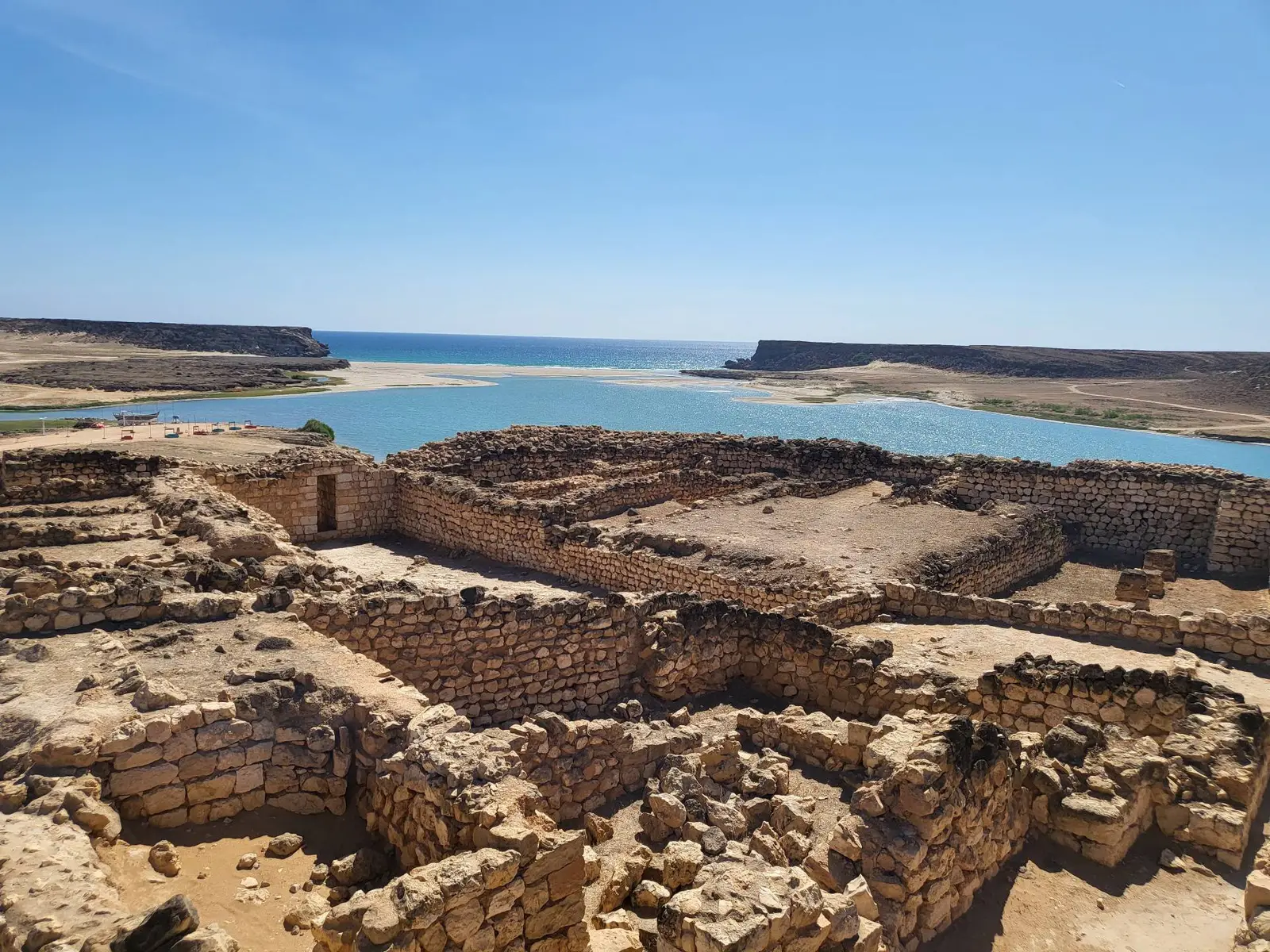 جولة شرق وغرب ليوم كامل (8 ساعات)