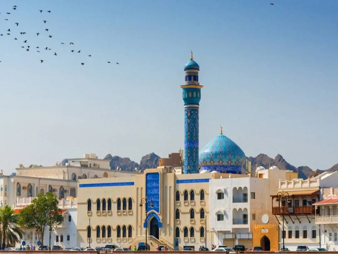 جولة في مدينة مسقط