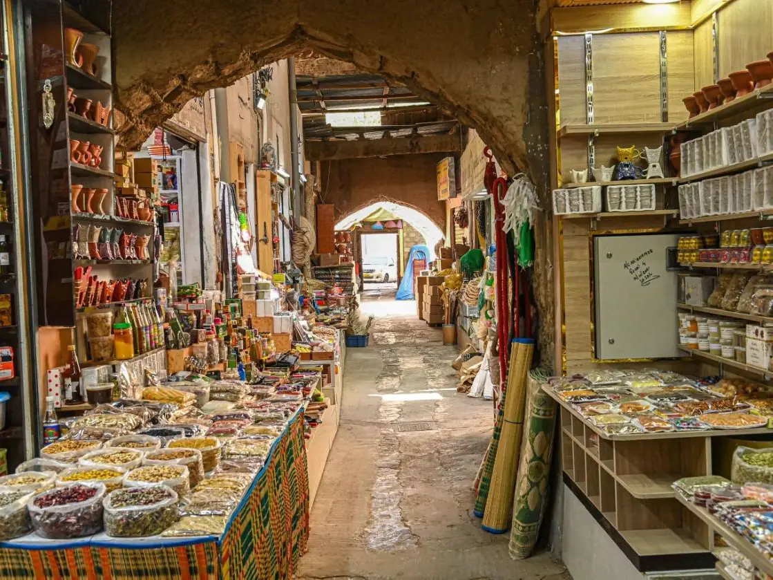 جولة نزوى وجبل الأخضر