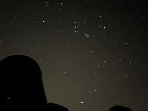 الصورة الرئيسية للجولة مشاهدة النجوم