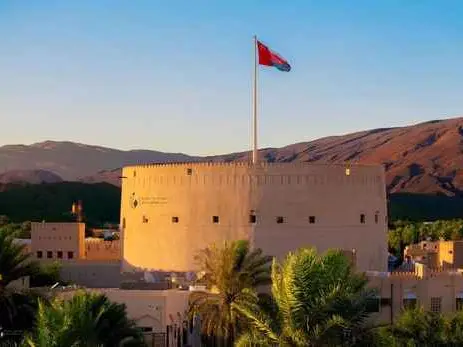 الصورة الرئيسية للجولة جبل الشمس و نزوى و بهلا و جبرين 