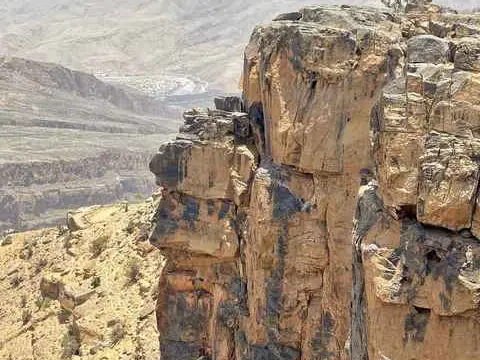 الصورة الرئيسية للجولة جبل الشمس و نزوى و بهلا و جبرين 