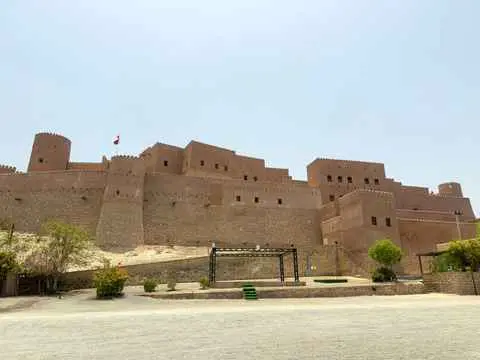 الصورة الرئيسية للجولة وادي سحتن وجما و نخل و ممشى افي 