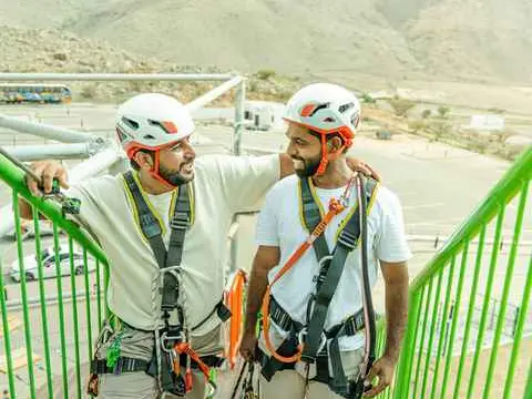 الصورة الرئيسية للجولة حديقة مغامرات كهف الهوته