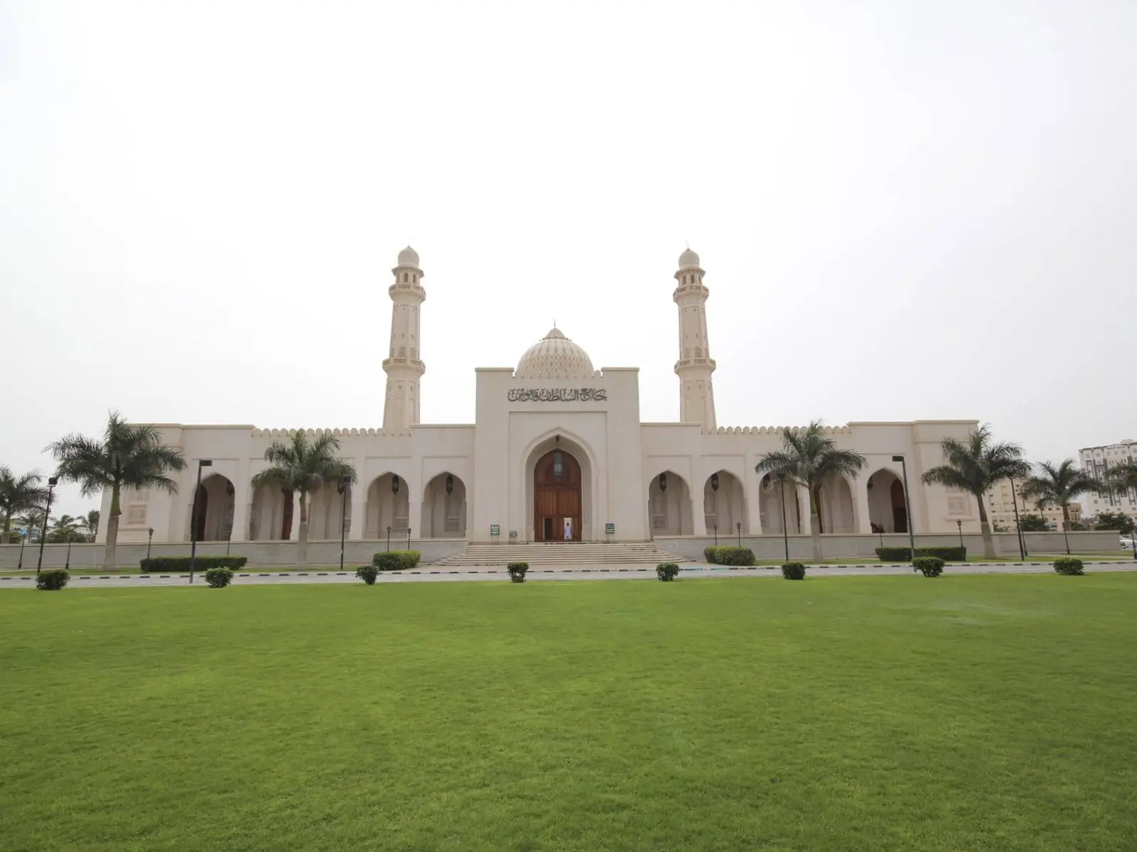 Photo of Sultan Qaboos Mosque (Salalah), photo 1 of 14