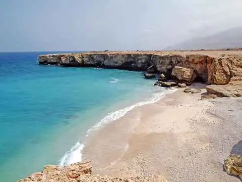 الصورة الرئيسية للجولة جولة مغامرات ووادي شاب وعجائب الطبيعة