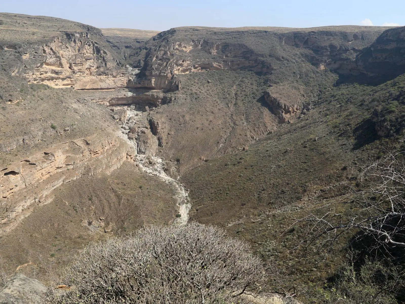 Photo of Tayq Sinkhole and Teeq Cave, photo 2 of 3