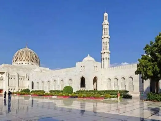 Muscat Private One-Day Tour for 7 Destinations 