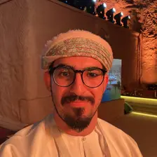 الصورة الرئيسية للمرشد عمر