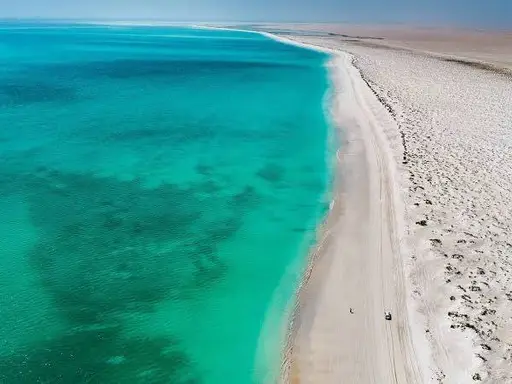 دليل للوصول إلى شاطئ "بر الحكمان"
