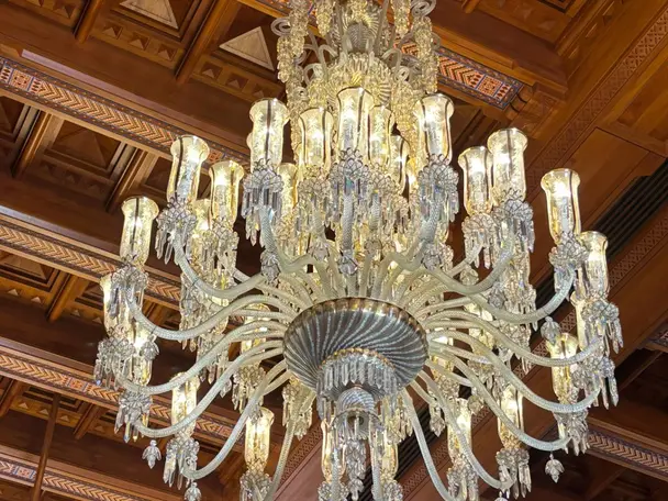 Tour in Sultan Qaboos Grand Mosque