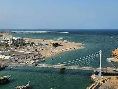 Private tour| 3-Day / 2-Night All-Inclusive Oman Coastal Experience (Muscat → Bimmah Sinkhole → Fins Beach → Tiwi Pebble Beach → Sur → Al Ayjah Bridge → Al Ayjah Lighthouse → Dhow Factory → Night Turtle Watching →  Pink Beach) 