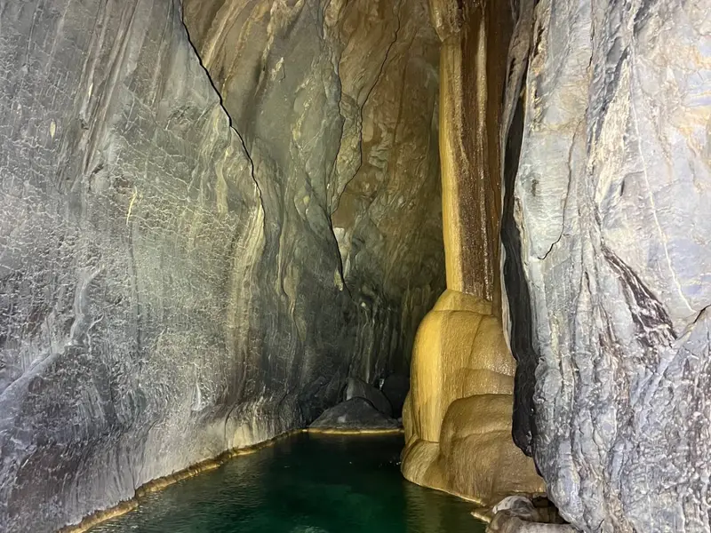 Main tour image for Al hoota Cave