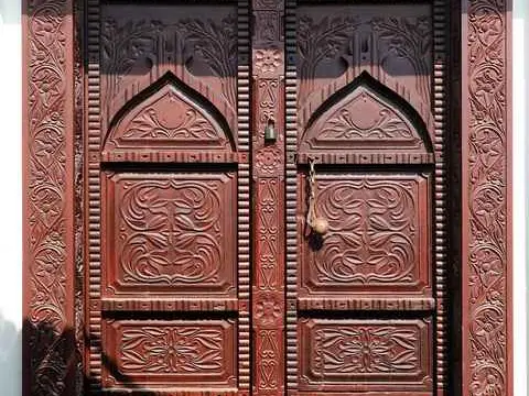 صورة أفنية صور لبناء السفن