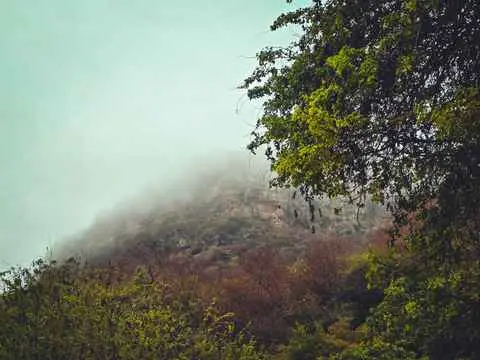 صورة عين حمران