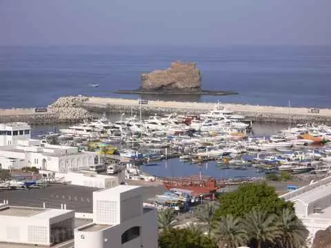 صورة مرسى بندر الروضة