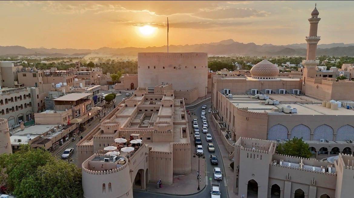 تجربة نيزة ومنح الأصيلة - 3 أيام مع مرشد عماني محلي