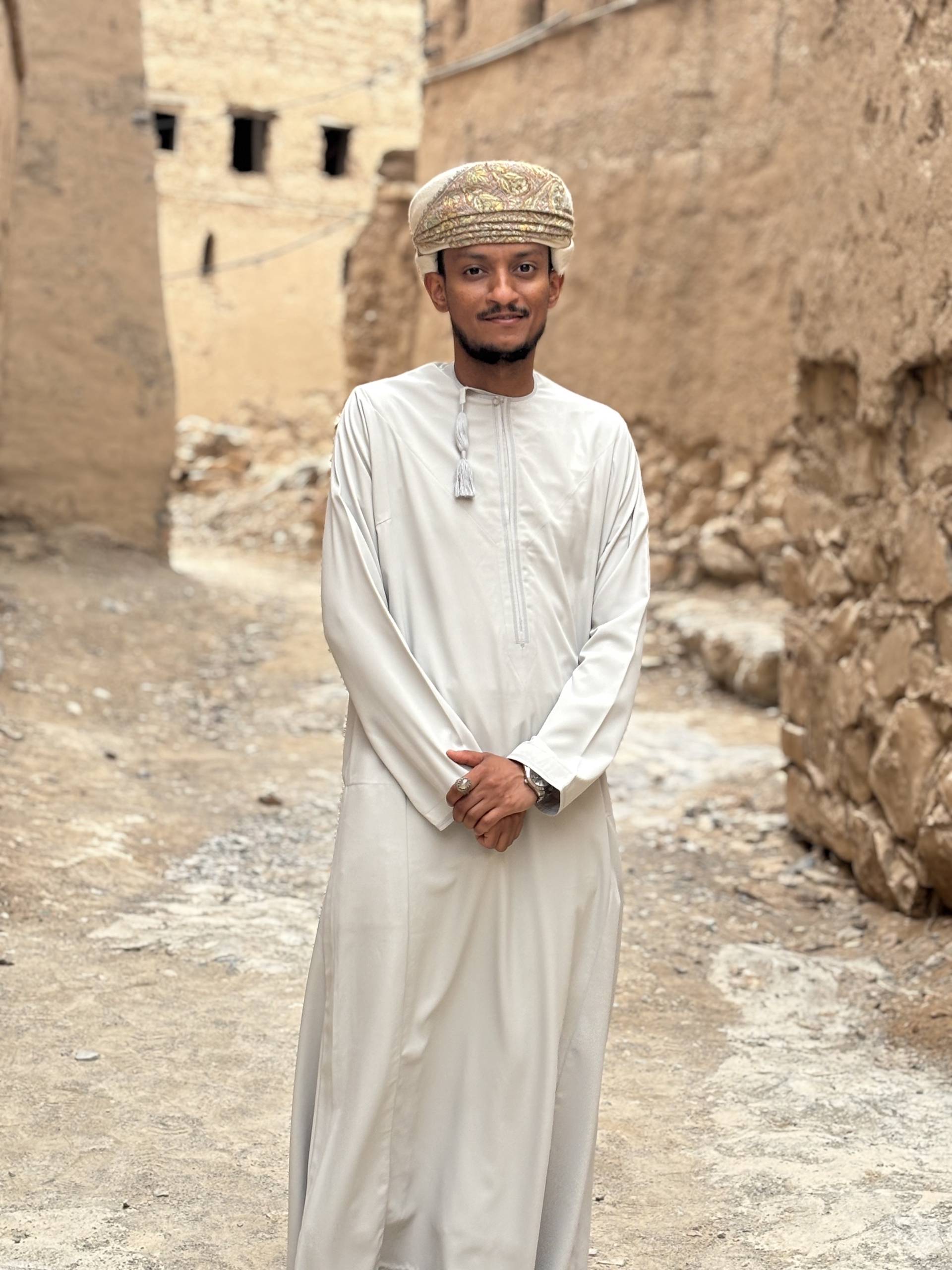 الصورة الرئيسية للمرشد سلطان