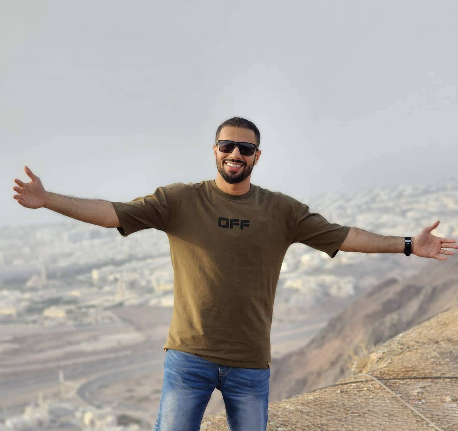 الصورة الرئيسية للمرشد الجلندى